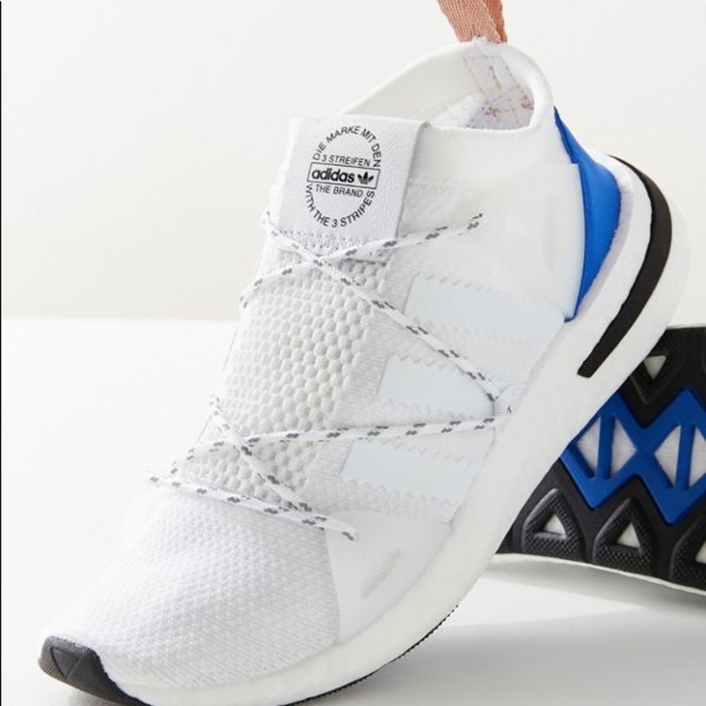 NWT adidas Originals ARKYN Sneaker - 7